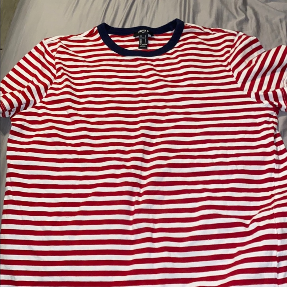 Forever 21 Tee !